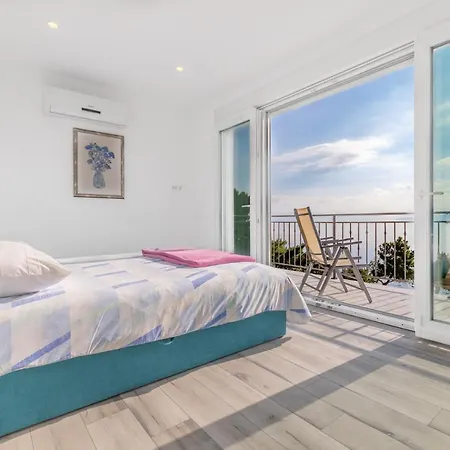 Вилла The View By Aneo Travel Нови-Винодолски