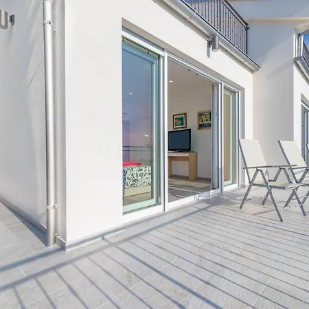 The View By Aneo Travel