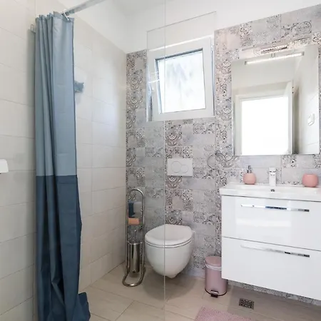 The View By Aneo Travel * Нови-Винодолски