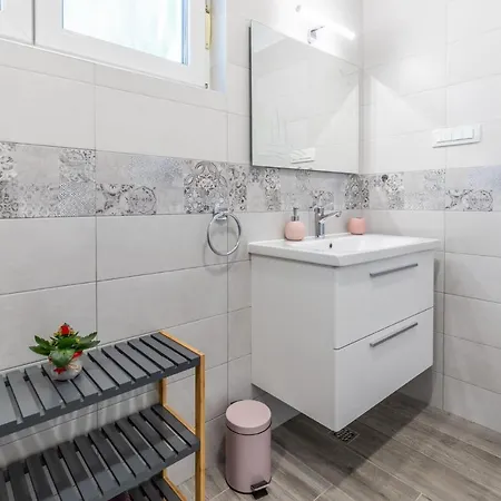 Вилла The View By Aneo Travel Нови-Винодолски